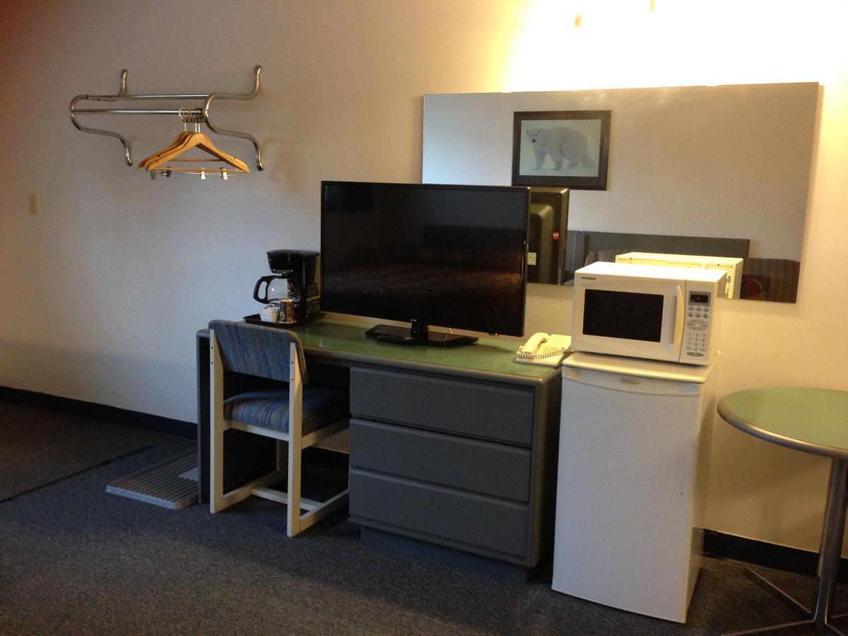 Plains Motor Inn Stettler Dış mekan fotoğraf