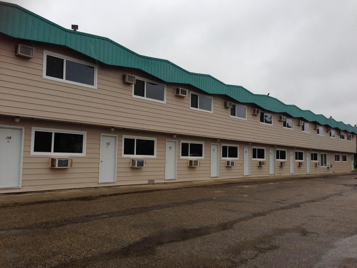 Plains Motor Inn Stettler Dış mekan fotoğraf