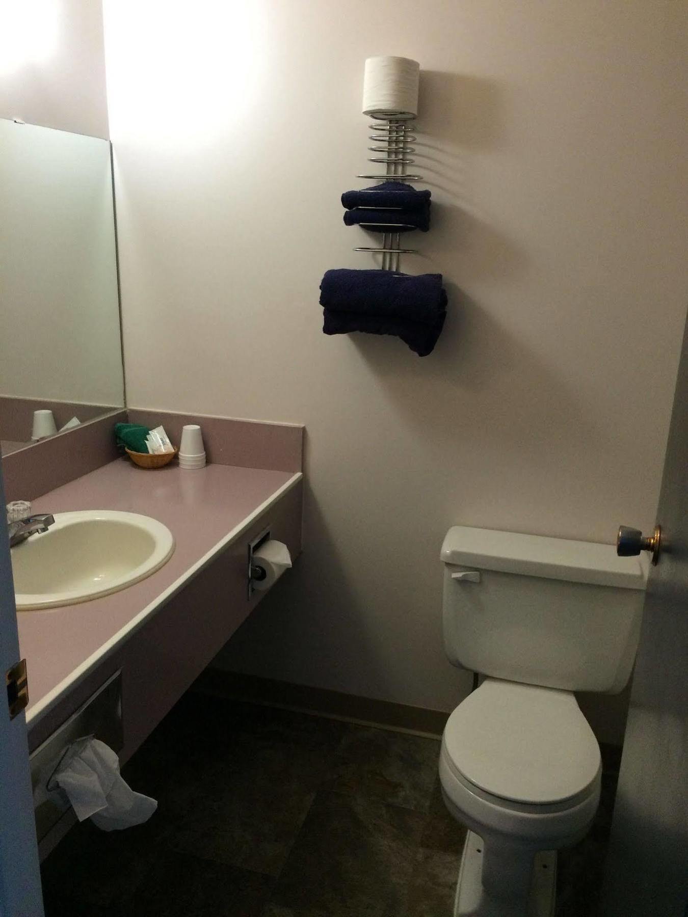Plains Motor Inn Stettler Dış mekan fotoğraf
